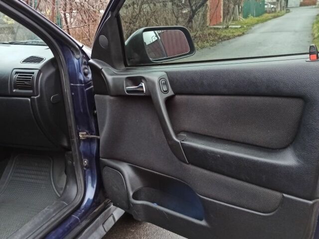 Синій Опель Астра, об'ємом двигуна 1.6 л та пробігом 170 тис. км за 2999 $, фото 7 на Automoto.ua