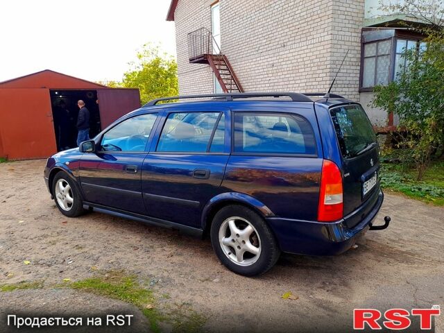 Синий Опель Астра, объемом двигателя 1.6 л и пробегом 300 тыс. км за 2800 $, фото 4 на Automoto.ua