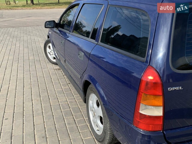 Синий Опель Астра, объемом двигателя 2 л и пробегом 359 тыс. км за 3000 $, фото 1 на Automoto.ua