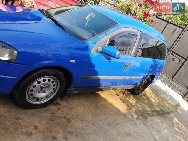 Синий Опель Астра, объемом двигателя 1.69 л и пробегом 38 тыс. км за 2800 $, фото 2 на Automoto.ua