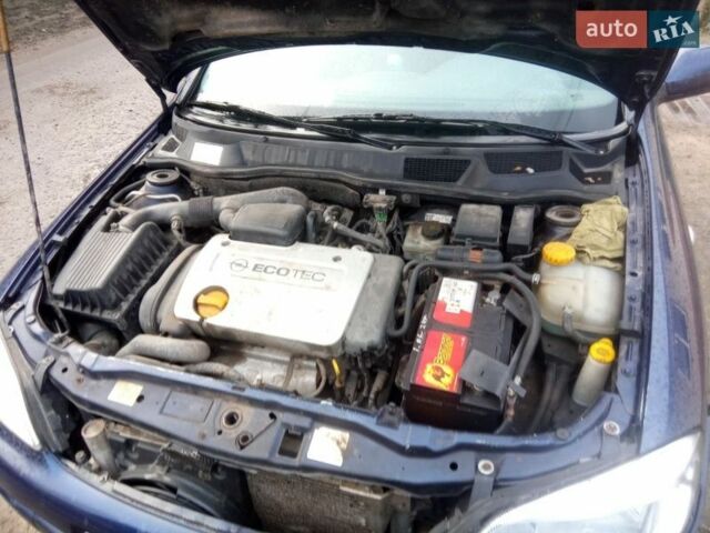 Синий Опель Астра, объемом двигателя 1.6 л и пробегом 426 тыс. км за 2290 $, фото 1 на Automoto.ua