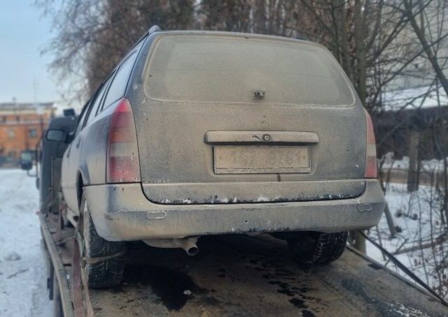 Синий Опель Астра, объемом двигателя 0 л и пробегом 100 тыс. км за 100 $, фото 4 на Automoto.ua