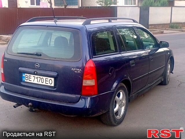 Синий Опель Астра, объемом двигателя 1.6 л и пробегом 280 тыс. км за 2800 $, фото 5 на Automoto.ua