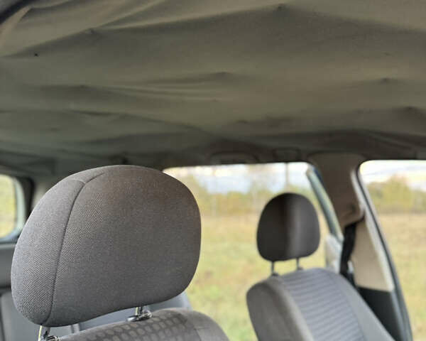 Синий Опель Астра, объемом двигателя 2 л и пробегом 250 тыс. км за 2350 $, фото 20 на Automoto.ua