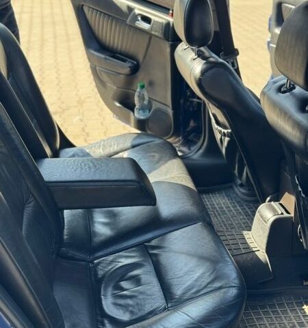 Синий Опель Астра, объемом двигателя 1.8 л и пробегом 321 тыс. км за 2400 $, фото 11 на Automoto.ua