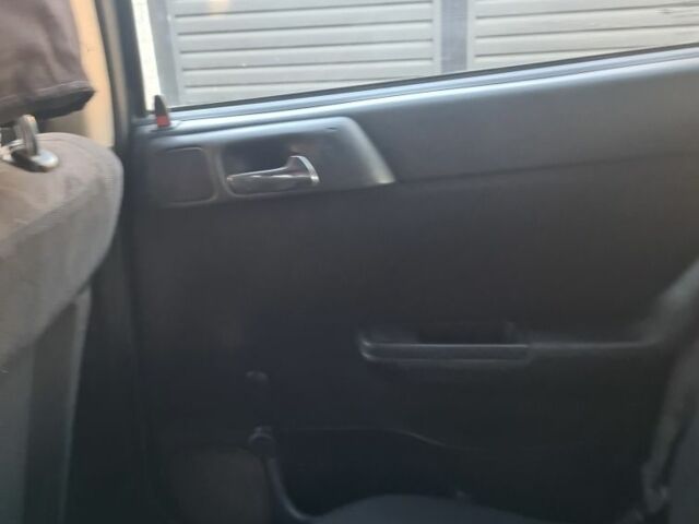 Синий Опель Астра, объемом двигателя 0 л и пробегом 111 тыс. км за 999 $, фото 17 на Automoto.ua