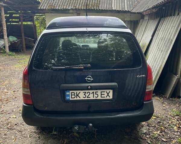 Синий Опель Астра, объемом двигателя 2 л и пробегом 390 тыс. км за 2200 $, фото 3 на Automoto.ua