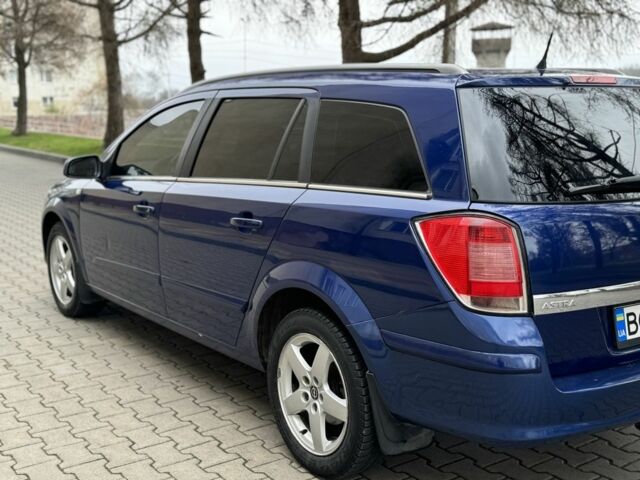 Синий Опель Астра, объемом двигателя 1.6 л и пробегом 288 тыс. км за 4000 $, фото 5 на Automoto.ua