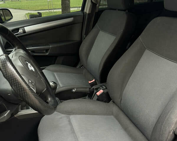 Синій Опель Астра, об'ємом двигуна 1.6 л та пробігом 288 тис. км за 4000 $, фото 23 на Automoto.ua