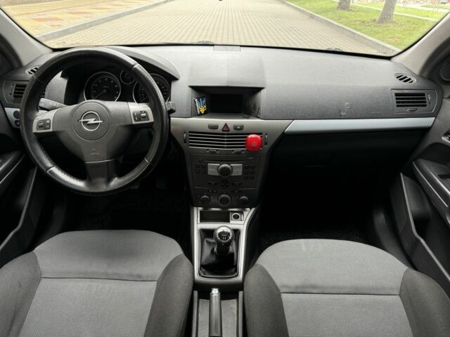 Синий Опель Астра, объемом двигателя 1.6 л и пробегом 288 тыс. км за 4000 $, фото 20 на Automoto.ua