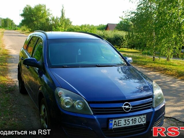 Синий Опель Астра, объемом двигателя 1.7 л и пробегом 375 тыс. км за 4900 $, фото 1 на Automoto.ua