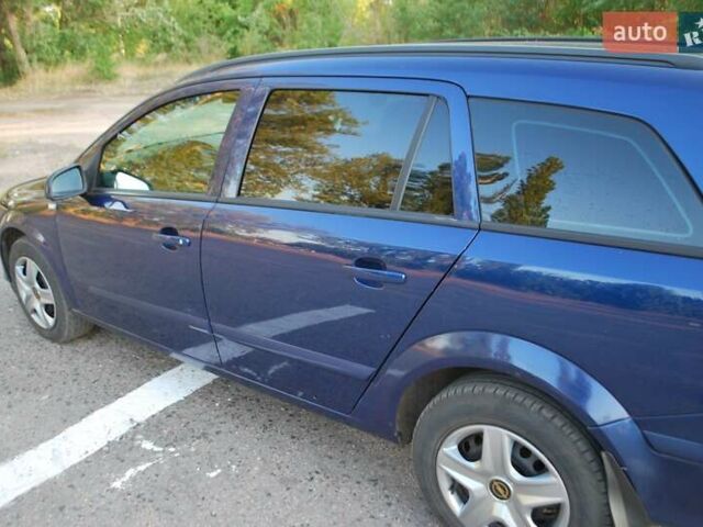 Синий Опель Астра, объемом двигателя 1.69 л и пробегом 380 тыс. км за 4300 $, фото 9 на Automoto.ua