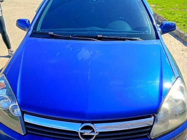 Синий Опель Астра, объемом двигателя 1.6 л и пробегом 292 тыс. км за 4200 $, фото 5 на Automoto.ua