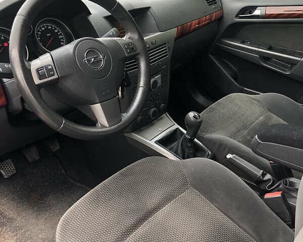 Синій Опель Астра, об'ємом двигуна 1.6 л та пробігом 182 тис. км за 5200 $, фото 9 на Automoto.ua