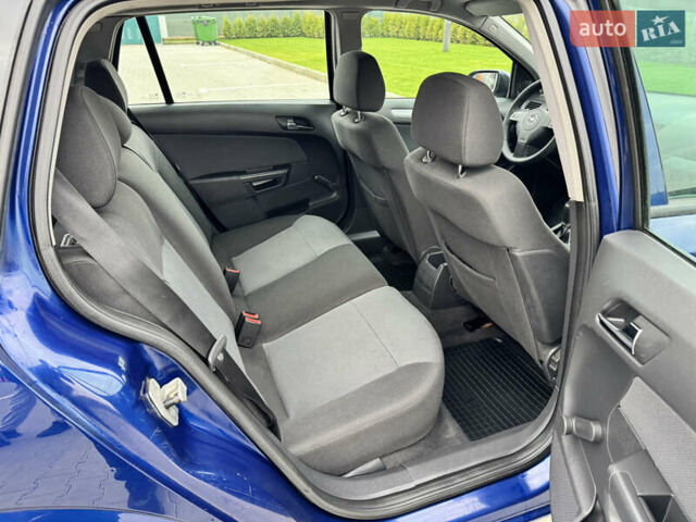 Синий Опель Астра, объемом двигателя 1.6 л и пробегом 173 тыс. км за 5300 $, фото 27 на Automoto.ua