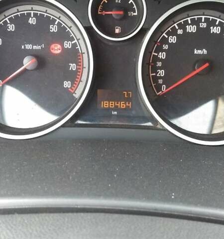 Синий Опель Астра, объемом двигателя 1.6 л и пробегом 188 тыс. км за 4600 $, фото 8 на Automoto.ua