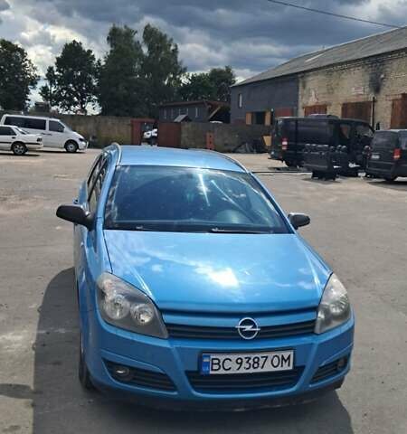 Синий Опель Астра, объемом двигателя 1.8 л и пробегом 308 тыс. км за 3650 $, фото 2 на Automoto.ua