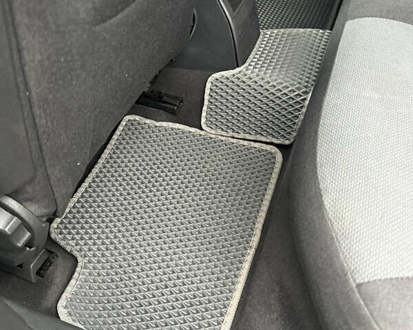 Синий Опель Астра, объемом двигателя 1.91 л и пробегом 288 тыс. км за 4600 $, фото 33 на Automoto.ua