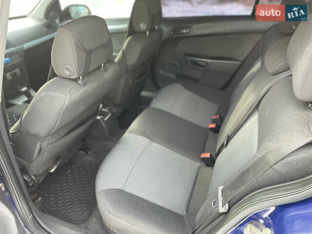 Синій Опель Астра, об'ємом двигуна 1.69 л та пробігом 386 тис. км за 4250 $, фото 11 на Automoto.ua