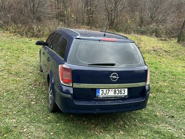 Синий Опель Астра, объемом двигателя 1.7 л и пробегом 317 тыс. км за 2000 $, фото 3 на Automoto.ua
