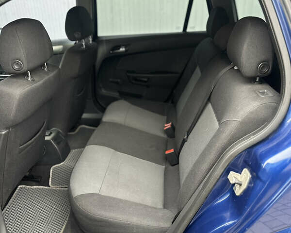 Синий Опель Астра, объемом двигателя 1.91 л и пробегом 288 тыс. км за 4600 $, фото 34 на Automoto.ua