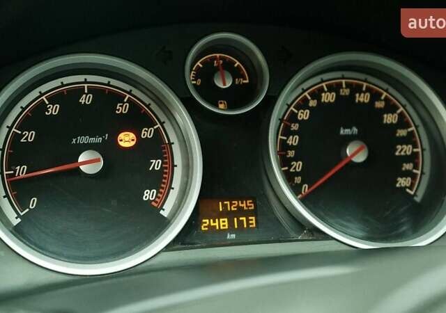 Синий Опель Астра, объемом двигателя 1.6 л и пробегом 240 тыс. км за 3799 $, фото 12 на Automoto.ua