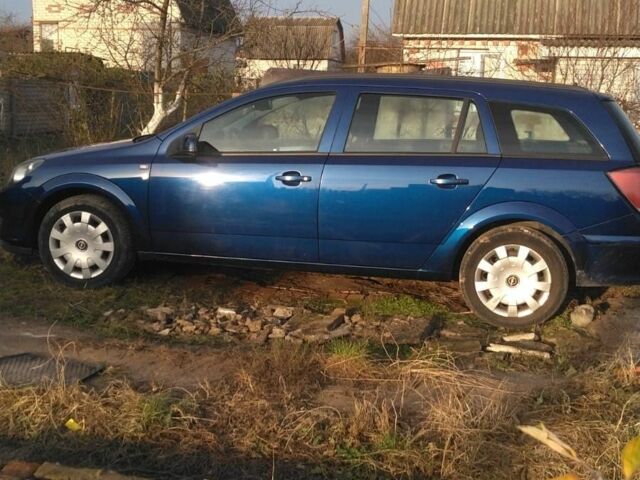 Синий Опель Астра, объемом двигателя 1.6 л и пробегом 188 тыс. км за 4600 $, фото 4 на Automoto.ua