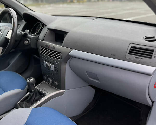 Синій Опель Астра, об'ємом двигуна 1.6 л та пробігом 193 тис. км за 5300 $, фото 40 на Automoto.ua