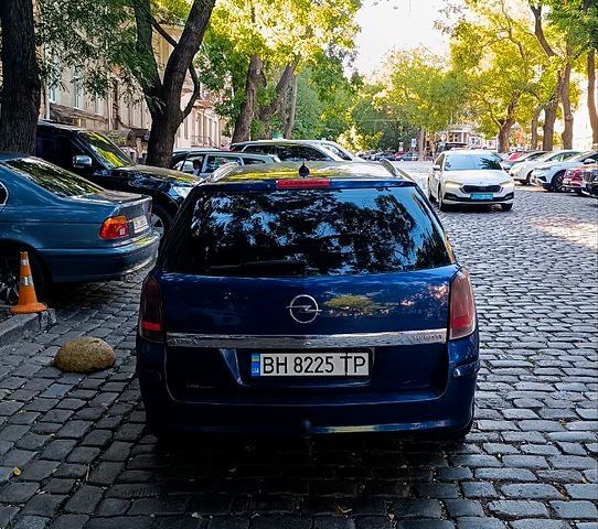 Синій Опель Астра, об'ємом двигуна 1.9 л та пробігом 340 тис. км за 4100 $, фото 2 на Automoto.ua