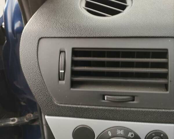 Синій Опель Астра, об'ємом двигуна 1.6 л та пробігом 221 тис. км за 4850 $, фото 6 на Automoto.ua