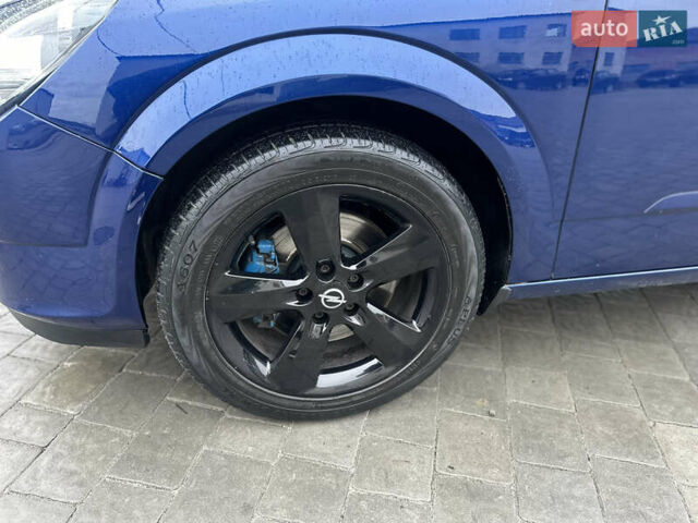 Синий Опель Астра, объемом двигателя 1.91 л и пробегом 288 тыс. км за 4600 $, фото 12 на Automoto.ua