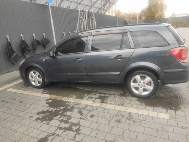 Опель Астра 2005 в Самборе на Automoto.ua Синий Опель Астра, объемом двигателя 1.9 л и пробегом 330 тыс. км за 4500 $, фото 3 на Automoto.ua