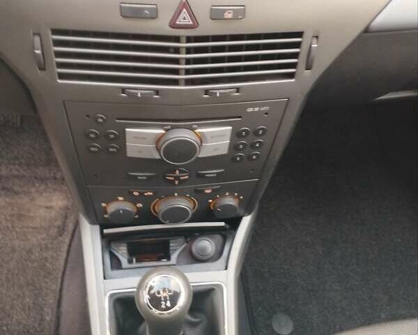 Синій Опель Астра, об'ємом двигуна 1.6 л та пробігом 221 тис. км за 4850 $, фото 4 на Automoto.ua