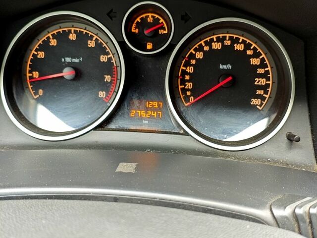 Синий Опель Астра, объемом двигателя 1.8 л и пробегом 275 тыс. км за 4100 $, фото 13 на Automoto.ua