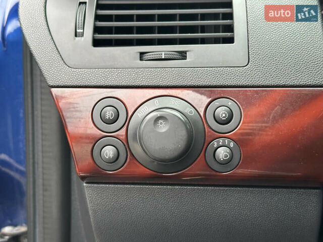 Синий Опель Астра, объемом двигателя 1.8 л и пробегом 276 тыс. км за 5999 $, фото 33 на Automoto.ua