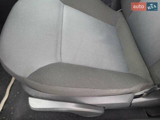 Опель Астра 2005 в Черкассах на Automoto.ua Синий Опель Астра, объемом двигателя 1.6 л и пробегом 239 тыс. км за 4700 $, фото 22 на Automoto.ua