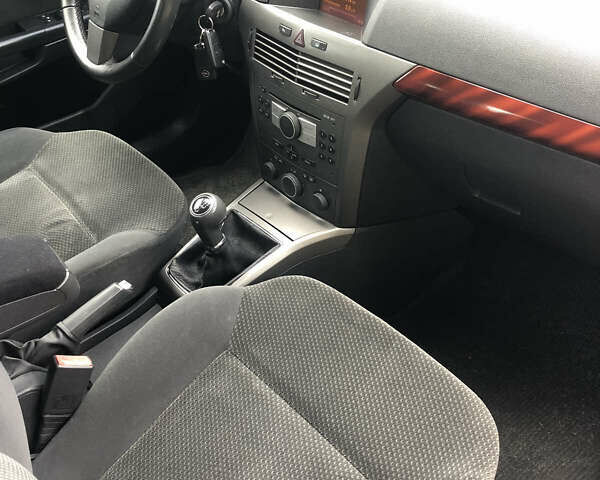 Синій Опель Астра, об'ємом двигуна 1.6 л та пробігом 182 тис. км за 5200 $, фото 11 на Automoto.ua