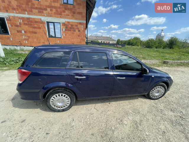 Синий Опель Астра, объемом двигателя 1.6 л и пробегом 200 тыс. км за 3900 $, фото 2 на Automoto.ua