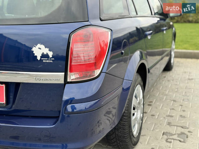 Синий Опель Астра, объемом двигателя 1.6 л и пробегом 173 тыс. км за 5400 $, фото 10 на Automoto.ua