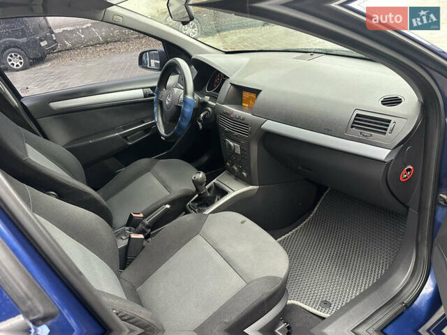 Синий Опель Астра, объемом двигателя 1.91 л и пробегом 288 тыс. км за 4600 $, фото 19 на Automoto.ua