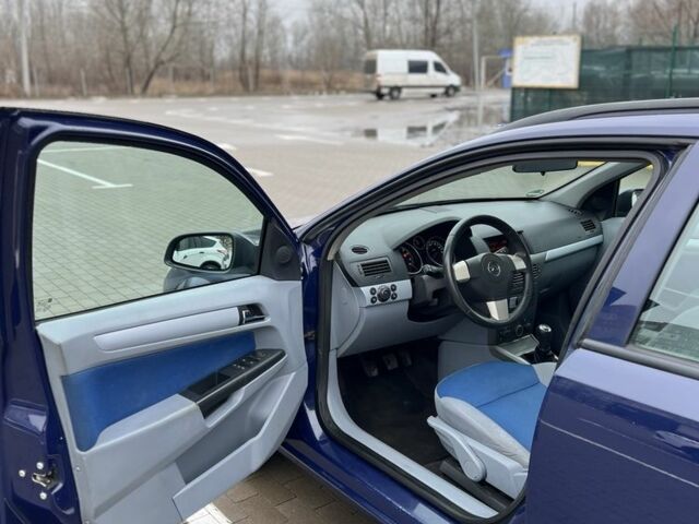 Синій Опель Астра, об'ємом двигуна 1.6 л та пробігом 193 тис. км за 5200 $, фото 10 на Automoto.ua
