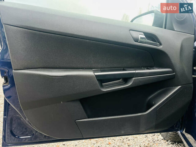 Синий Опель Астра, объемом двигателя 1.6 л и пробегом 223 тыс. км за 4500 $, фото 10 на Automoto.ua