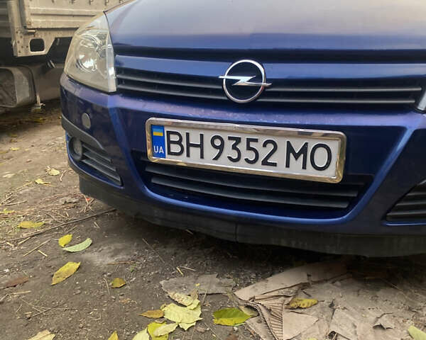 Опель Астра 2005 в Одессе на Automoto.ua Синий Опель Астра, объемом двигателя 1.69 л и пробегом 330 тыс. км за 4000 $, фото 1 на Automoto.ua