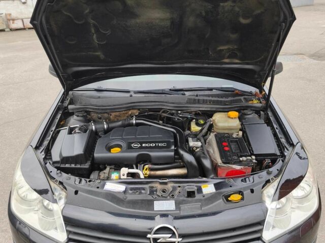 Синий Опель Астра, объемом двигателя 1.7 л и пробегом 339 тыс. км за 4200 $, фото 7 на Automoto.ua