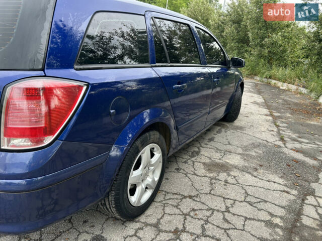 Синій Опель Астра, об'ємом двигуна 1.6 л та пробігом 237 тис. км за 4200 $, фото 3 на Automoto.ua