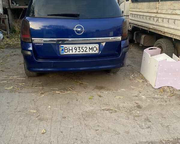 Опель Астра 2005 в Одессе на Automoto.ua Синий Опель Астра, объемом двигателя 1.69 л и пробегом 330 тыс. км за 4000 $, фото 6 на Automoto.ua