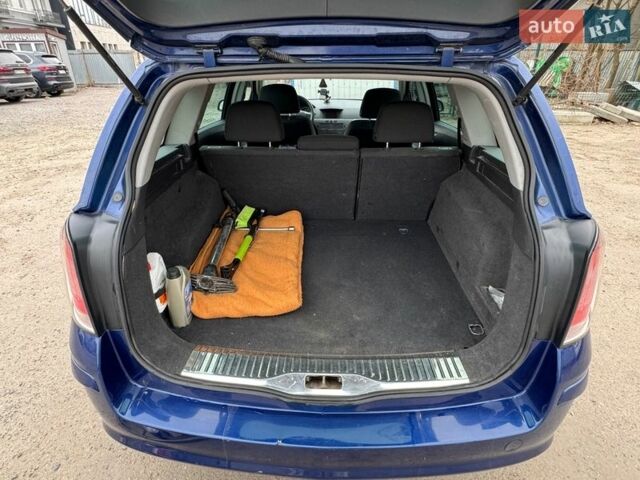 Синий Опель Астра, объемом двигателя 1.6 л и пробегом 260 тыс. км за 4000 $, фото 10 на Automoto.ua