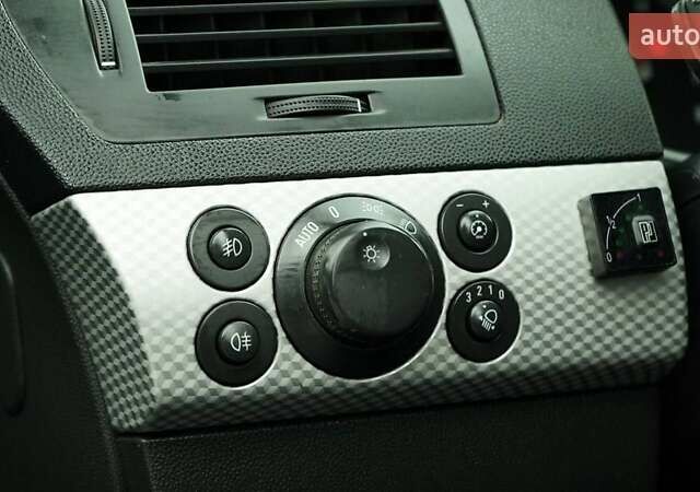 Синий Опель Астра, объемом двигателя 1.6 л и пробегом 240 тыс. км за 3799 $, фото 13 на Automoto.ua