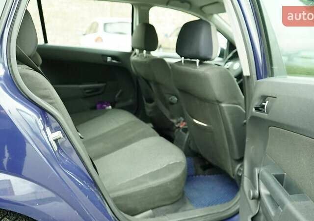 Синий Опель Астра, объемом двигателя 1.6 л и пробегом 240 тыс. км за 3799 $, фото 9 на Automoto.ua