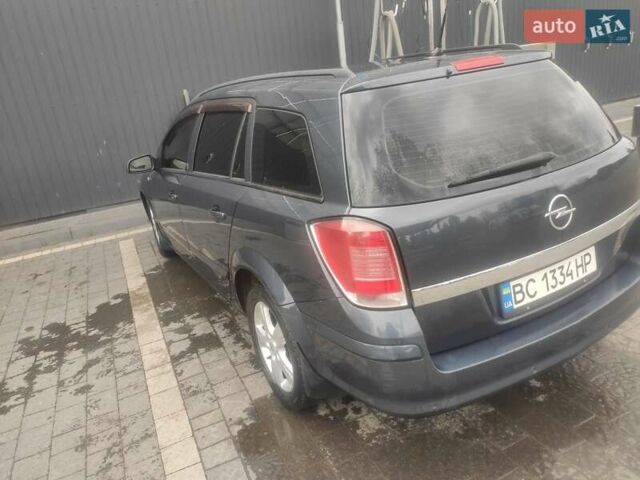 Опель Астра 2005 в Самборе на Automoto.ua Синий Опель Астра, объемом двигателя 1.9 л и пробегом 330 тыс. км за 4500 $, фото 1 на Automoto.ua